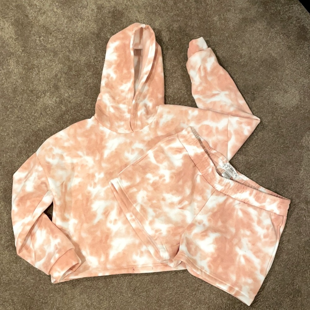 Matching comfy set!